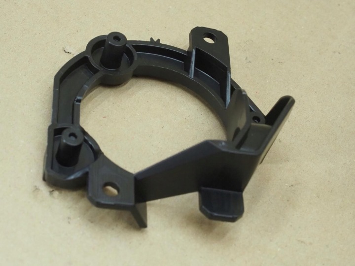 POIGNÉE FIXATION HALOGÈNE GAUCHE PEUGEOT 2008 II 9846704680