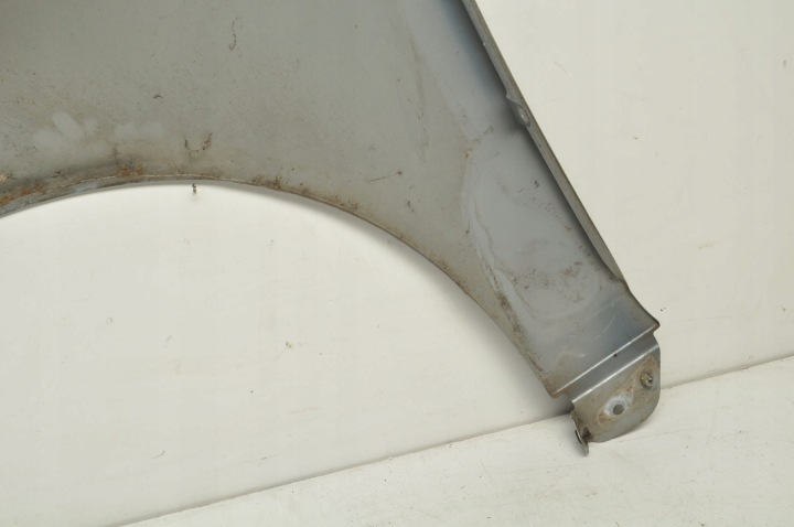 VOLVO C70 II AILE DROIT AVANT AVANT 474-26