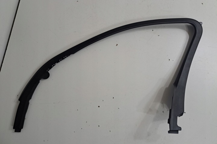MOULURE RACLOIR DROITS AVANT PORTES BMW 5 (G30) 7384930 2.0L HYBRID