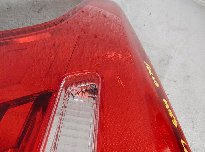 FORD FOCUS MK3 LIFT 14- PHARE ARRIÈRE GAUCHE DANS AILE UNIVERSEL F1EB-13405-EB