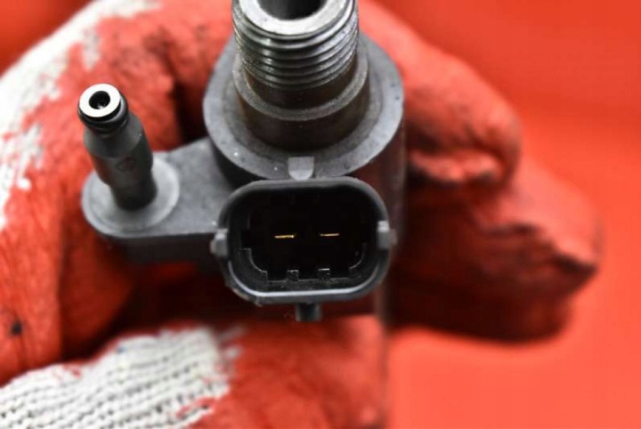 INJECTEUR INJECTEUR TEST 31303238 0445116046 VOLVO V60 1 I 2.0 D 163 KM