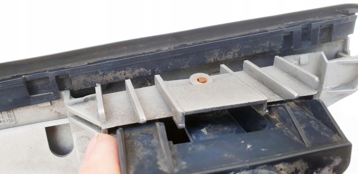 MERCEDES W210 MOULURE BOUCHON LAVE-GLACE LAVE-GLACE PHARE XÉNON XÉNON GAUCHE