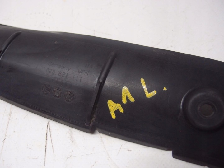 PROTECTION GARDE-BOUE GAUCHE AVANT AUDI A1 II 82A821111