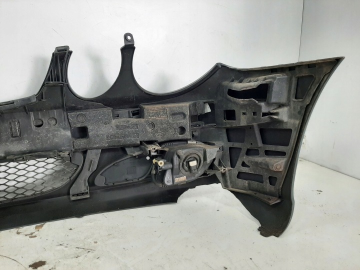 MERCEDES W211 E220CDI 02R PARE-CHOCS AVANT CODE 189
