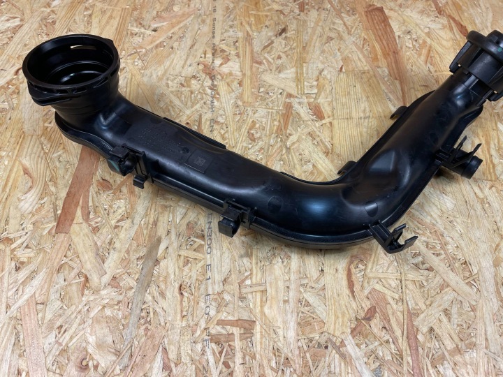ADMISSION CONDUIT D'AIR TUYAU FIL AIR VW SKODA SEAT AUDI 05C145673B