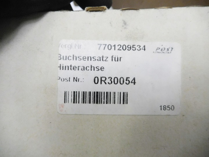 SILENT-BLOC POUTRES ARRIÈRE RENAULT LAGUNA II 2SZT.KPL. 7701209534