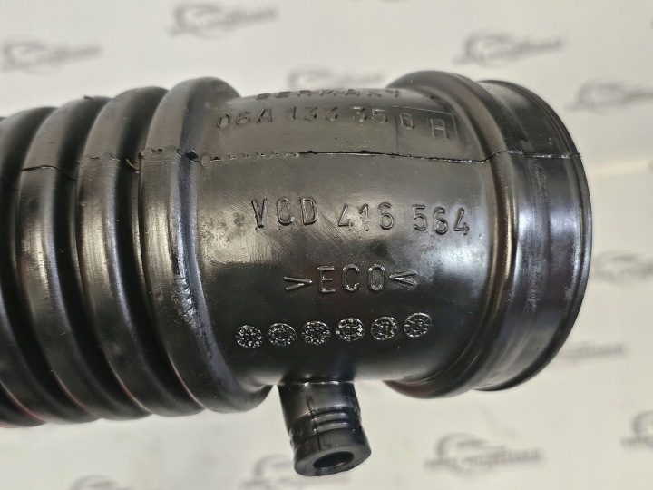AUDI SKODA 1.8 T AUQ 180KM TUYAU FIL AIR 06A133356H