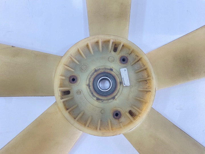 VENTILATEUR VENTILATEUR EMBRAYAGE RADIATEUR EAU MERCEDES W124 W201 190 M102