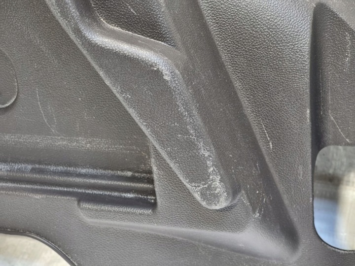 PROTECTION COLLECTEUR GARNITURE COUVERCLES DE COFFRE ARRIÈRE GAUCHE GAUCHE MARRON OPEL MOKKA A 95190819