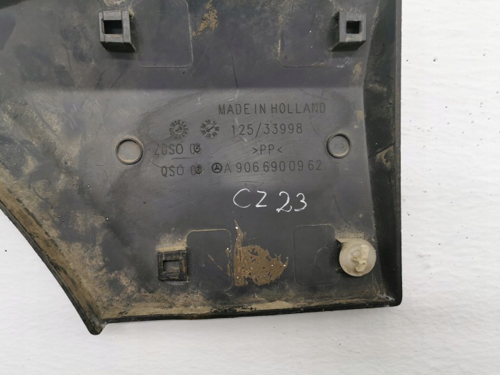MOULURE GAUCHE ARRIÈRE MERCEDES SPRINTER W906 A9066900962