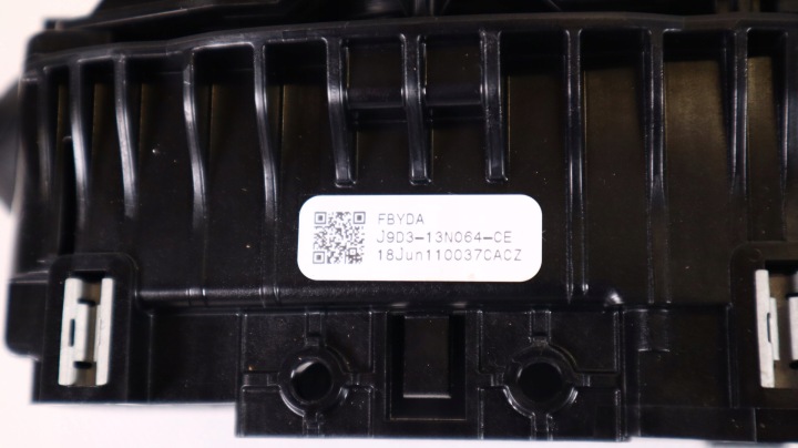 JAGUAR I-PACE COMMUTATEUR COMPOSITE J9D3-13N064-CE, 1AA-ZW00147A