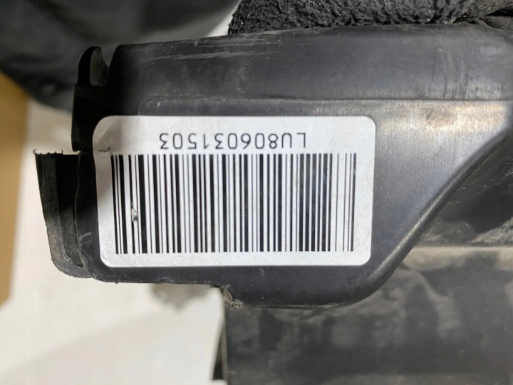 ADMISSION AIR RADIATEUR BMW 1 (F20) 24092210 2016