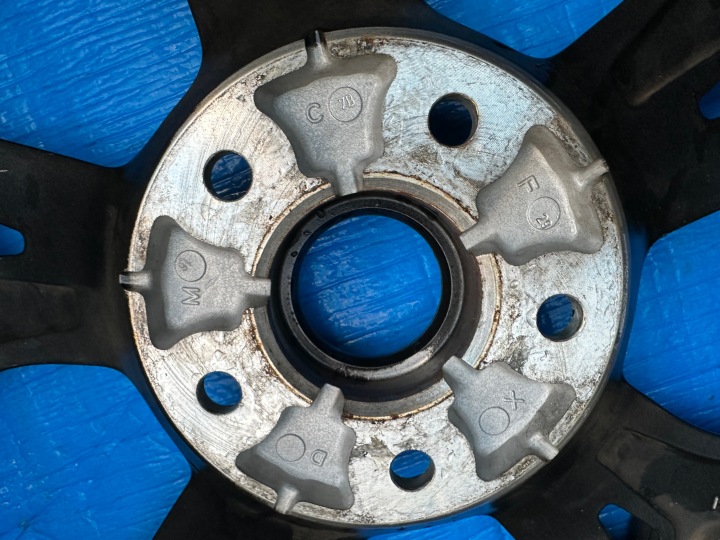 KIA 7.5J 19″ ET 50.5 52910-F1510 JANTE ALUMINIUM ORIGINE OEM