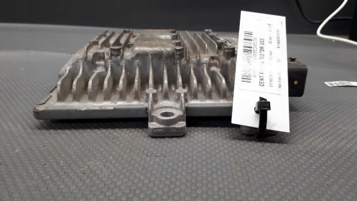 SW9647202380 CONTRÔLEUR MOTEUR CITROEN C3 C4 1.4 H