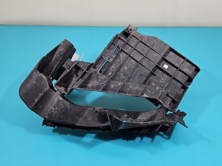 MOULURE GLISSIÈRE DROIT PODREFLEKTOROWA AUDI A5 8T 8T0805608R