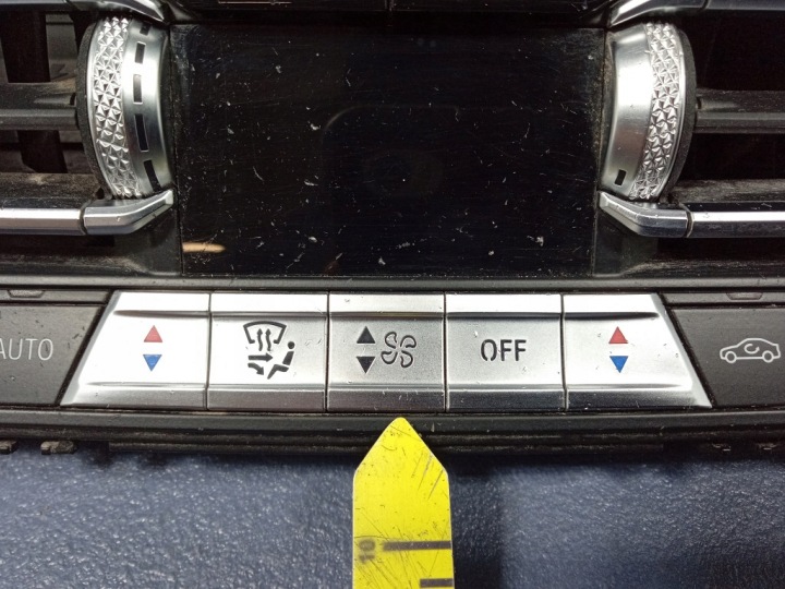 BMW 2 F44 1 F40 PANNEAU CLIMATISATION 9855397