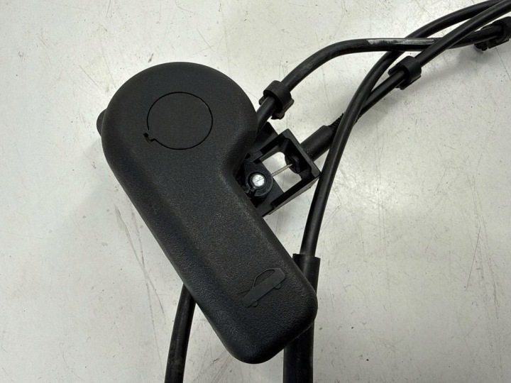 CÂBLE CAPOTS AVANT FORD MUSTANG VI FR3B16B975AEF