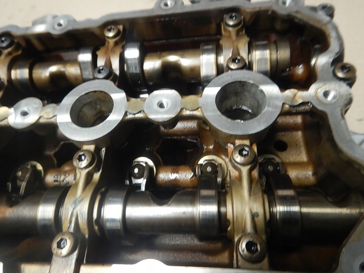 CULASSE GAUCHE ARBRES AUDI A6 C6 3.0 TFSI 06E103403K