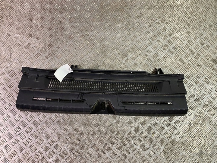 AUDI A1 PROTECTION COURROIE COUVERCLES DE COFFRE
