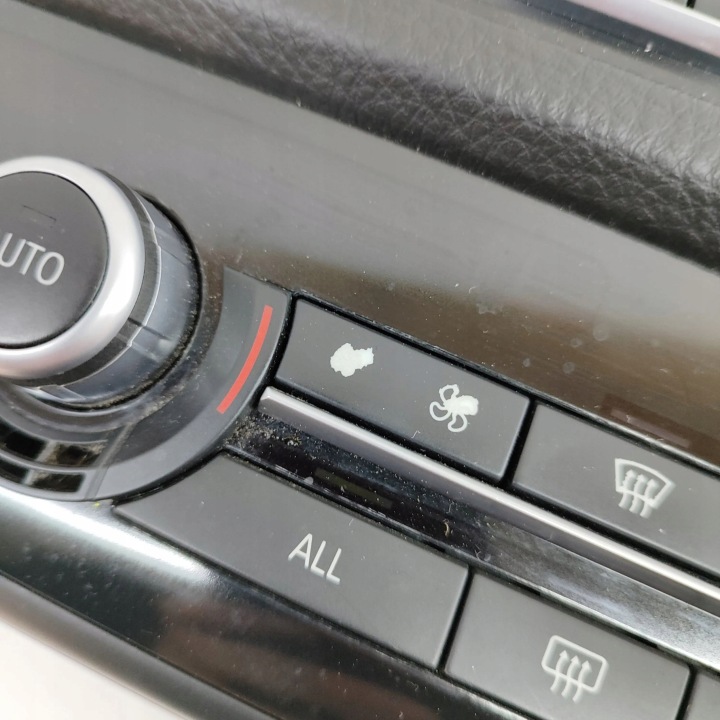 BMW 5 F10 F11 2010 COMMUTATEUR COMMUTATEUR CONDUIT D'AIR VENTILATEURS
