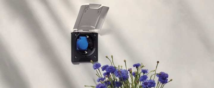 PRISE ÉLECTRIQUE EXTÉRIEUR MAGNETYCZNE ABL 12/230V 2XTV-SAT
