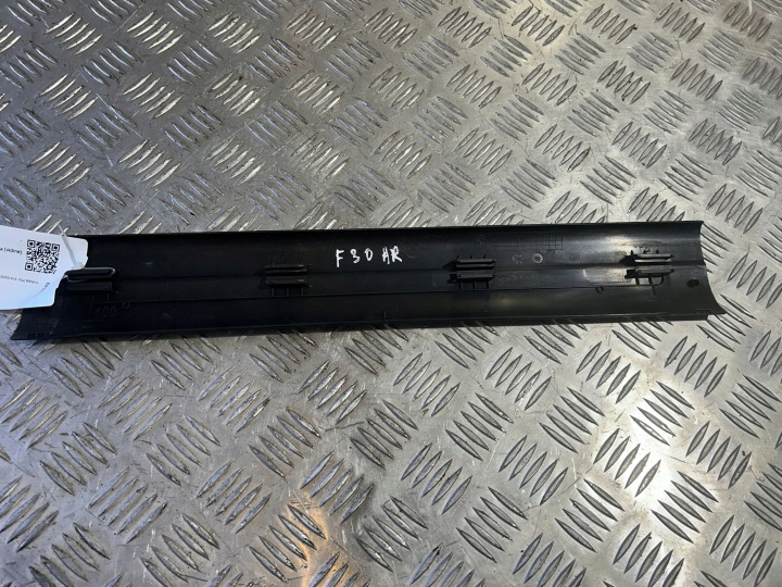 BMW 3 F30 F35 F31 MOULURE SEUIL AVANT