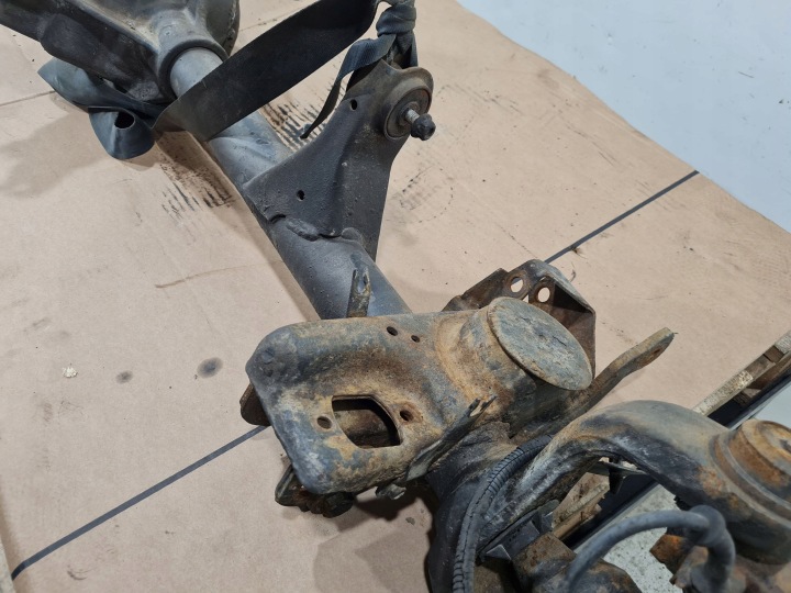 2005 JEEP WRANGLER POUTRE ESSIEUX AVANT 9HF