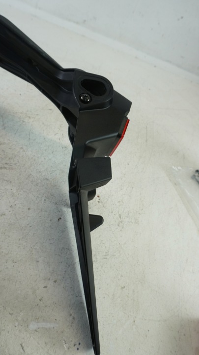 G656 YAMAHA MT-03 MT03 16-22 QUEUE PASSAGE DE ROUE ARRIÈRE AILE CHÂSSIS BIX-F1629-00