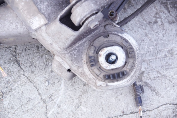 SUSPENSION ARRIÈRE CHÂSSIS DIFFÉRENTIEL 3.27 A2303502414 DEMI-ARBRE BRAS DE SUSPENSION MERCEDES SL R230