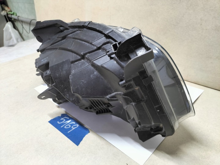 RENAULT CAPTUR PROJECTEUR DROIT (SZCZECIN-GORZOW- POZNAŃ 5169
