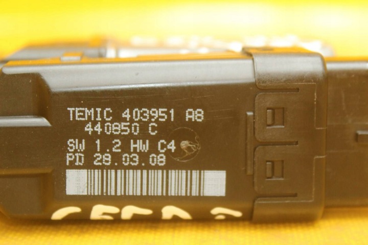 PETIT MOTEUR CONTRÔLEUR VITRES DROIT AVANT KIA CEED I 402054D 440850C
