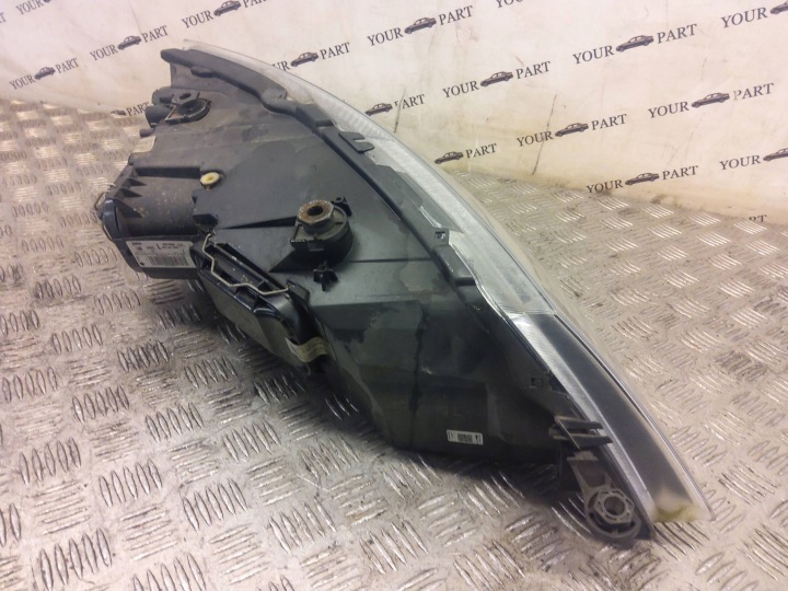 PROJECTEUR AVANT CÔTÉ GAUCHE SEAT LEON (5F) 5F2941005