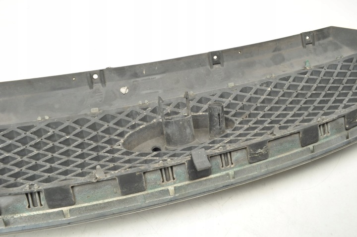 FORD FOCUS C-MAX CALANDRE GRILLE 3M51-R8138-AG