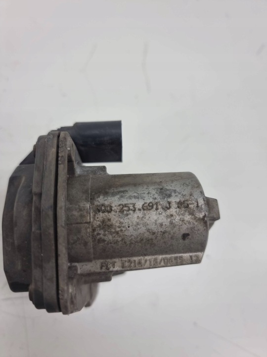 GUIDE COLLECTEURS ADMISSION VOLKSWAGEN PASSAT B8 3Q0253691J