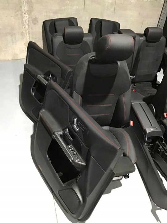 2024 MERCEDES-BENZ GLB X247 COMPLET INTÉRIEUR