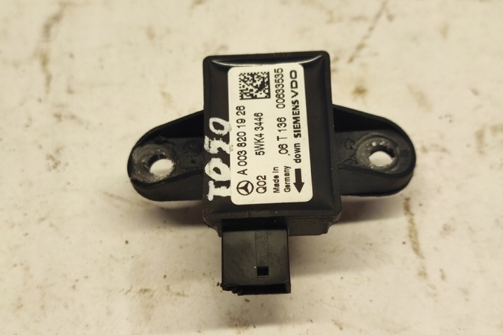 AVANT DROIT CAPTEUR COUP MERCEDES-BENZ AVEC (W221) A0038201926 3.0L