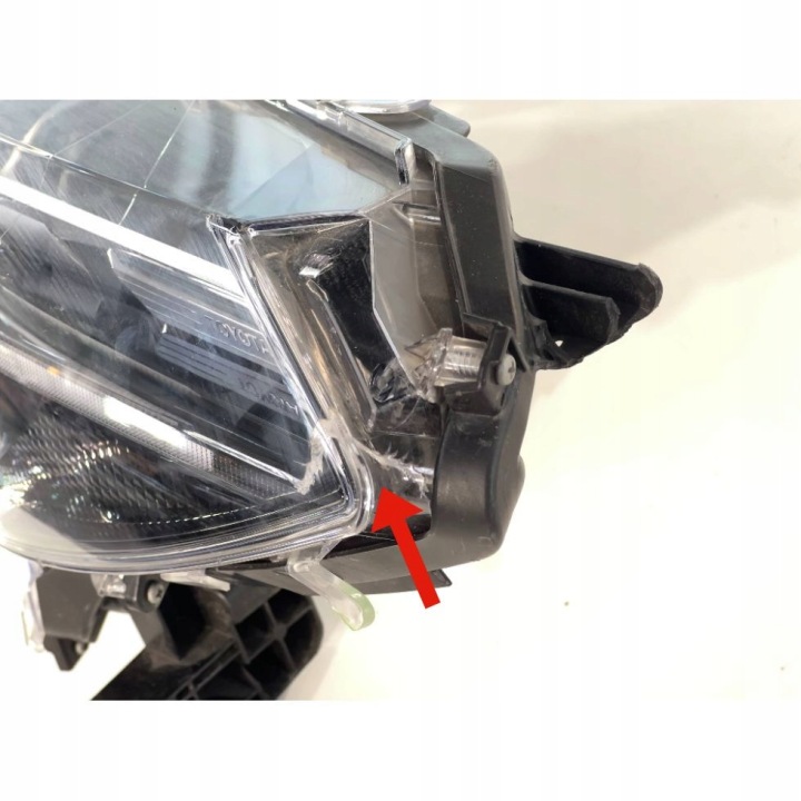 TOYOTA COROLLA CROSS COMPLÈTE COMPLET LED GAUCHE PHARE HASC016184