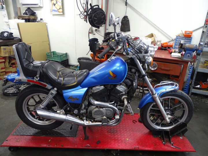HONDA SHADOW VT 500 DISQUE DE FREIN AVANT