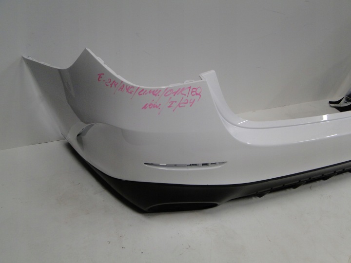 MERCEDES E CLASSE 214 W214 PARE-CHOCS ARRIÈRE LIMUZYNA BERLINE 63 AMG