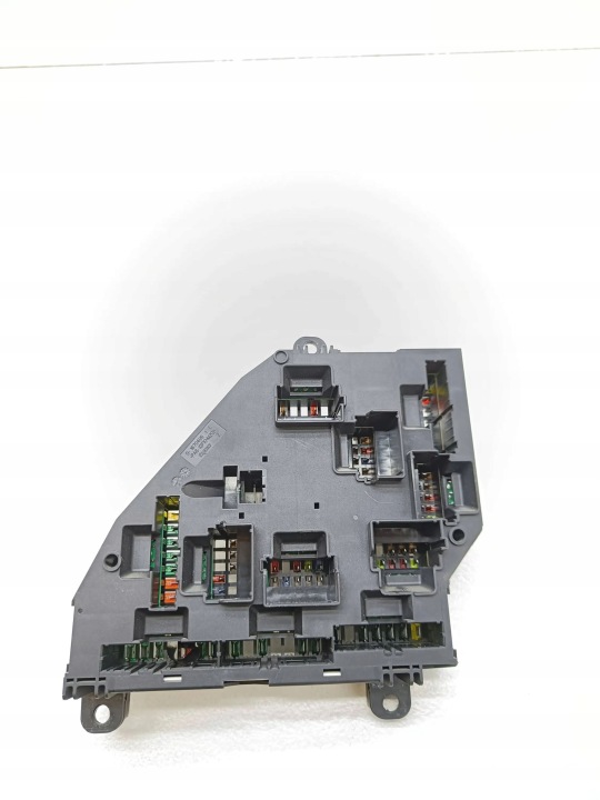 BMW 7 F01 F02 F03 F04 2010 CHÂSSIS MODULE FUSIBLES