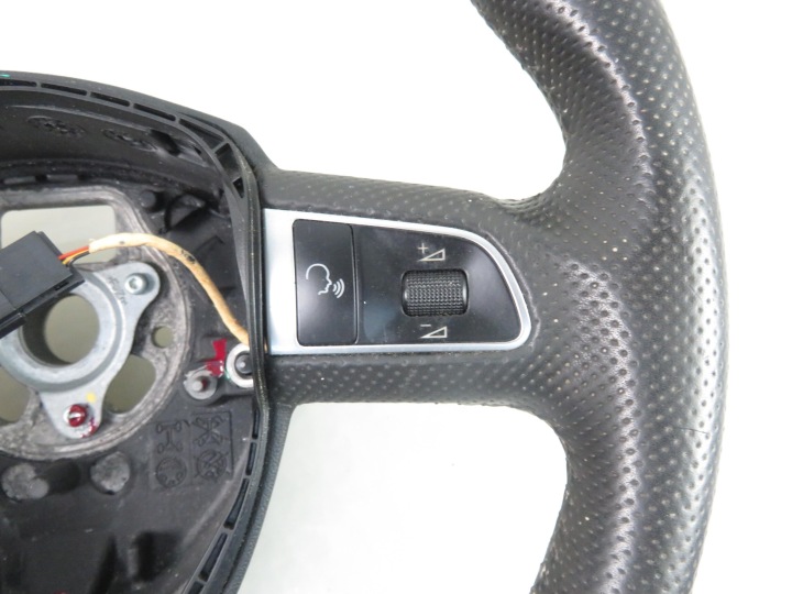 VOLANT AUDI Q5 8R0419091GWUL PALETTES