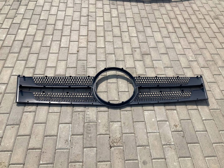 MERCEDES GRILLE CALANDRE PARE-CHOCS A9607511118