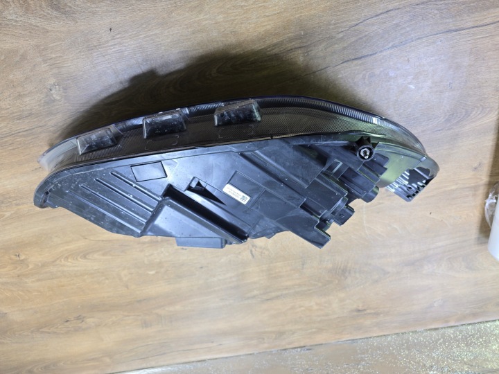 FORD FOCUS MK4 LIFT PHARE AVANT AVANT GAUCHE NX7B-13E015-CF