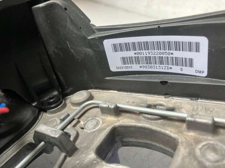 VOLANT CUIR MULTIFONCTION CITROEN C4 CACTUS 98303131ZD