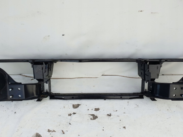 TOYOTA LAND CRUISER GR J79 J70 LIFT 2007- PANNEAU AVANT RENFORCEMENT AVANT