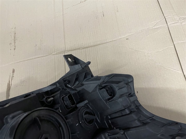 PHARE GAUCHE AVANT GAUCHE AVANT CHROME OPEL VIVARO B 14-17 ANNÉE