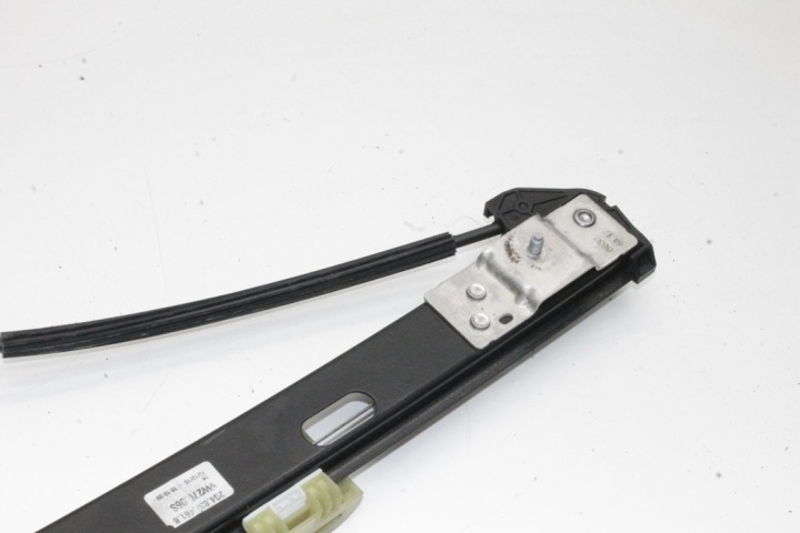 ÉLÉVATEUR VITRES GAUCHES AVANT PORTES VW POLO (AW1, BZ1, AE1) 2G4837461B