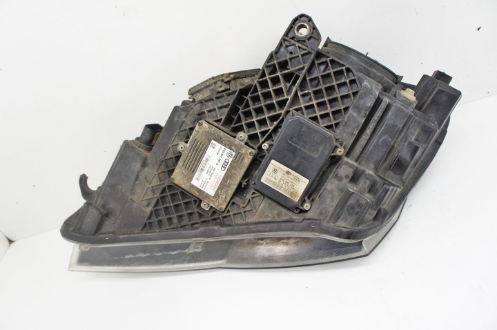 SJ319 SKODA SUPERB III PHARE PROJECTEUR DROIT AVANT 3V1941016B 4G0907397Q