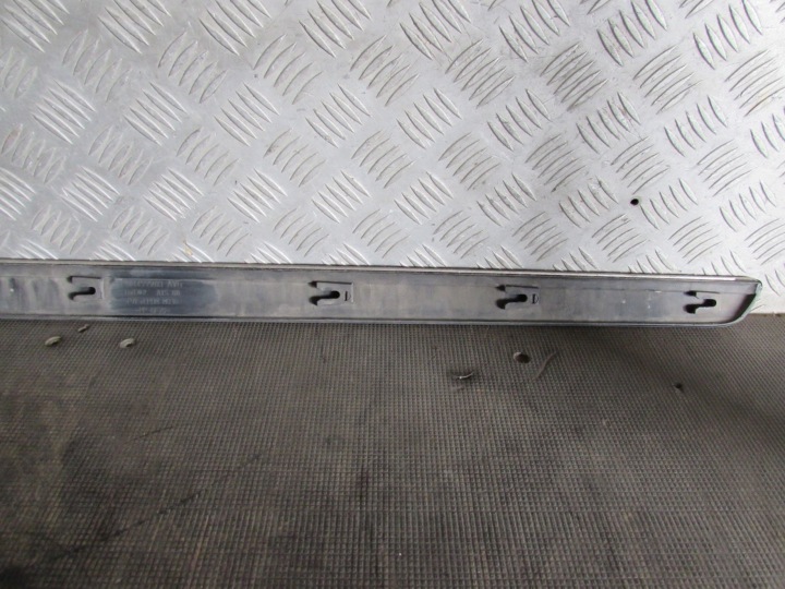 MOULURE PORTES GAUCHE AVANT PEUGEOT 407 04-11R 96445550XT