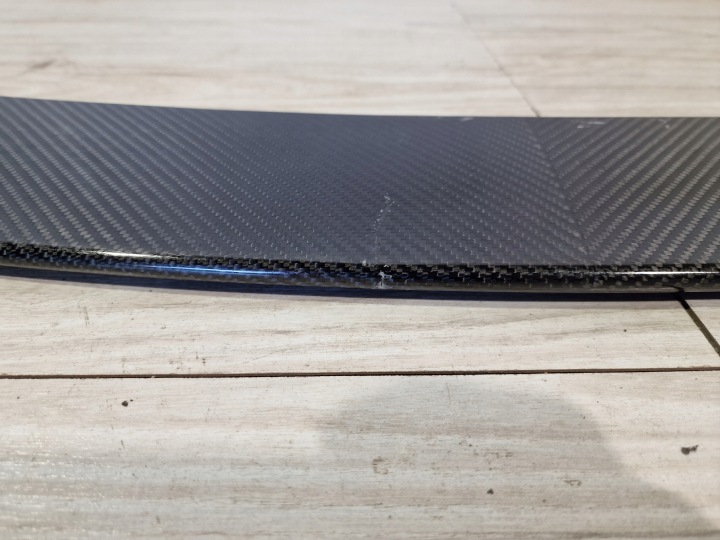 ASTON MARTIN VANTAGE V8 V12 PARE-CHOCS SPOILER CARBONE